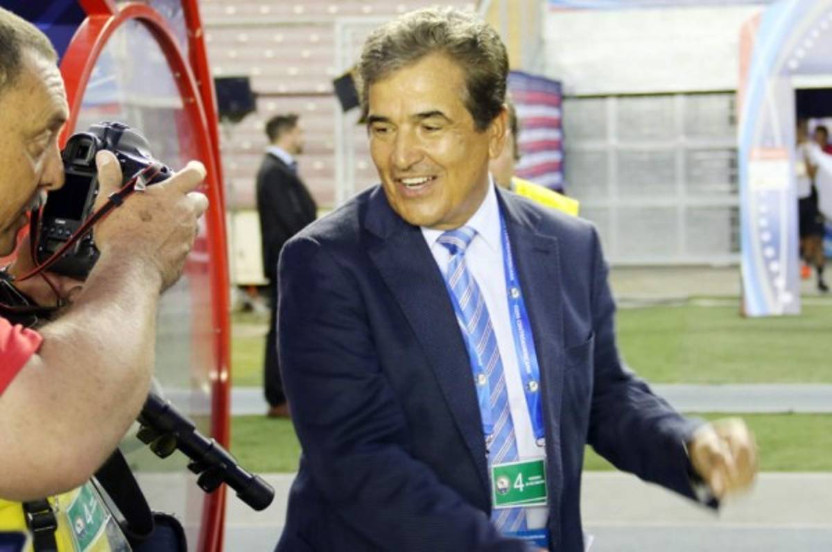 Jorge Luis Pinto: 'Siento alegría. Mi sueño es ganar mi tercer título de Uncaf'