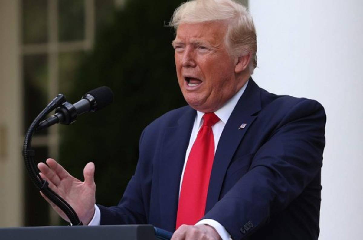 Donald Trump amenaza con 'regular' o incluso 'cerrar' las redes sociales