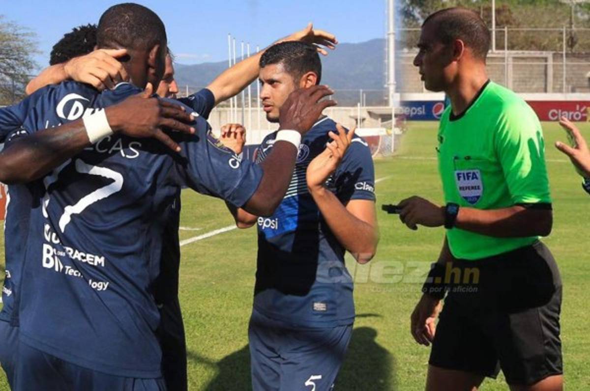 Marcelo Pereira acusa al árbitro Óscar Moncada de haberlo insultado: ''No es la primera vez''