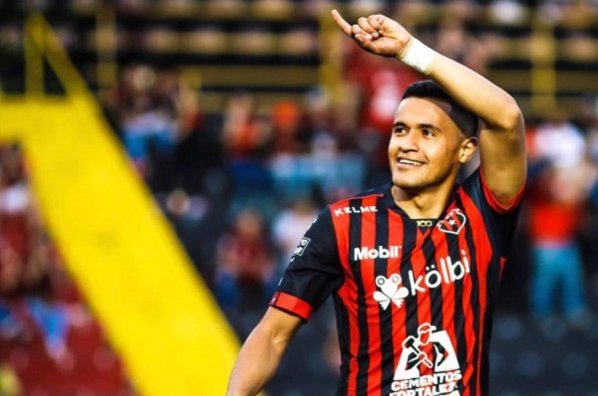 Roger Rojas deja el Alajuelense y se marcha al fútbol de Azerbaiyán