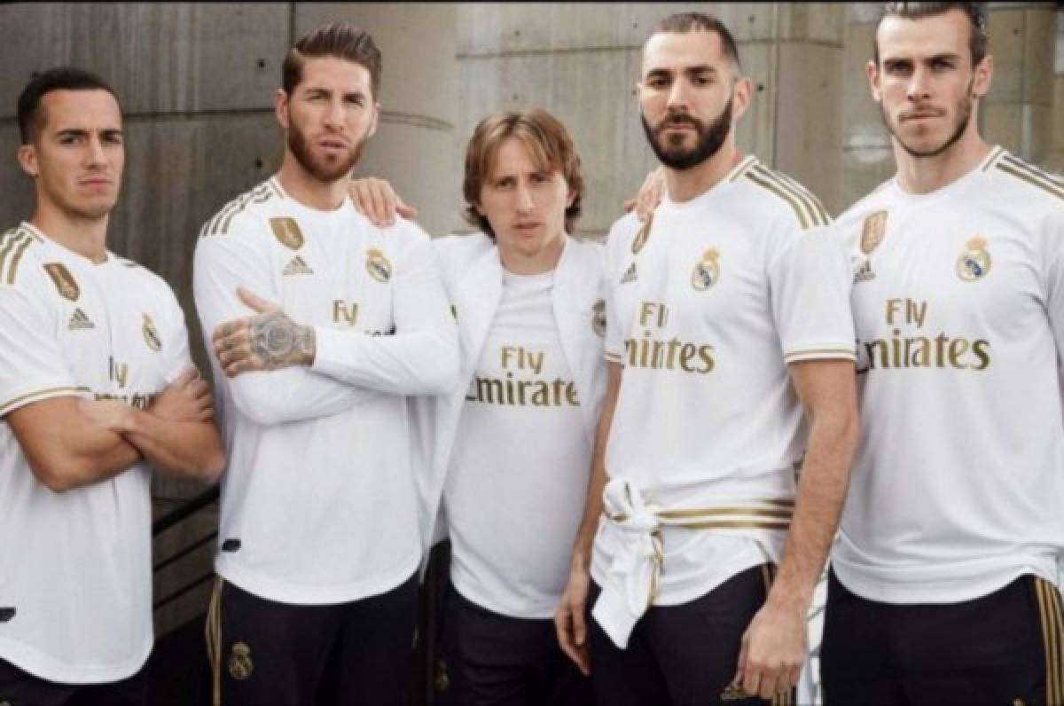 Filtrada: La 'horrible' camisa de entrenamiento del Real Madrid