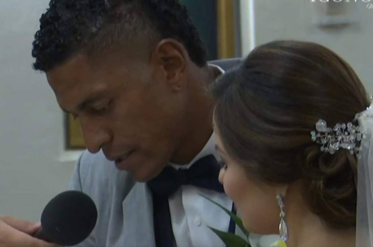 En la intimidad: Así fue la boda eclesiástica entre Carlo Costly y Tita Torres