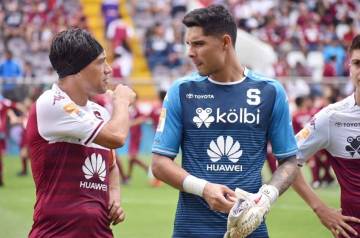 Saprissa pierde por lesión al portero titular para juego contra Olimpia