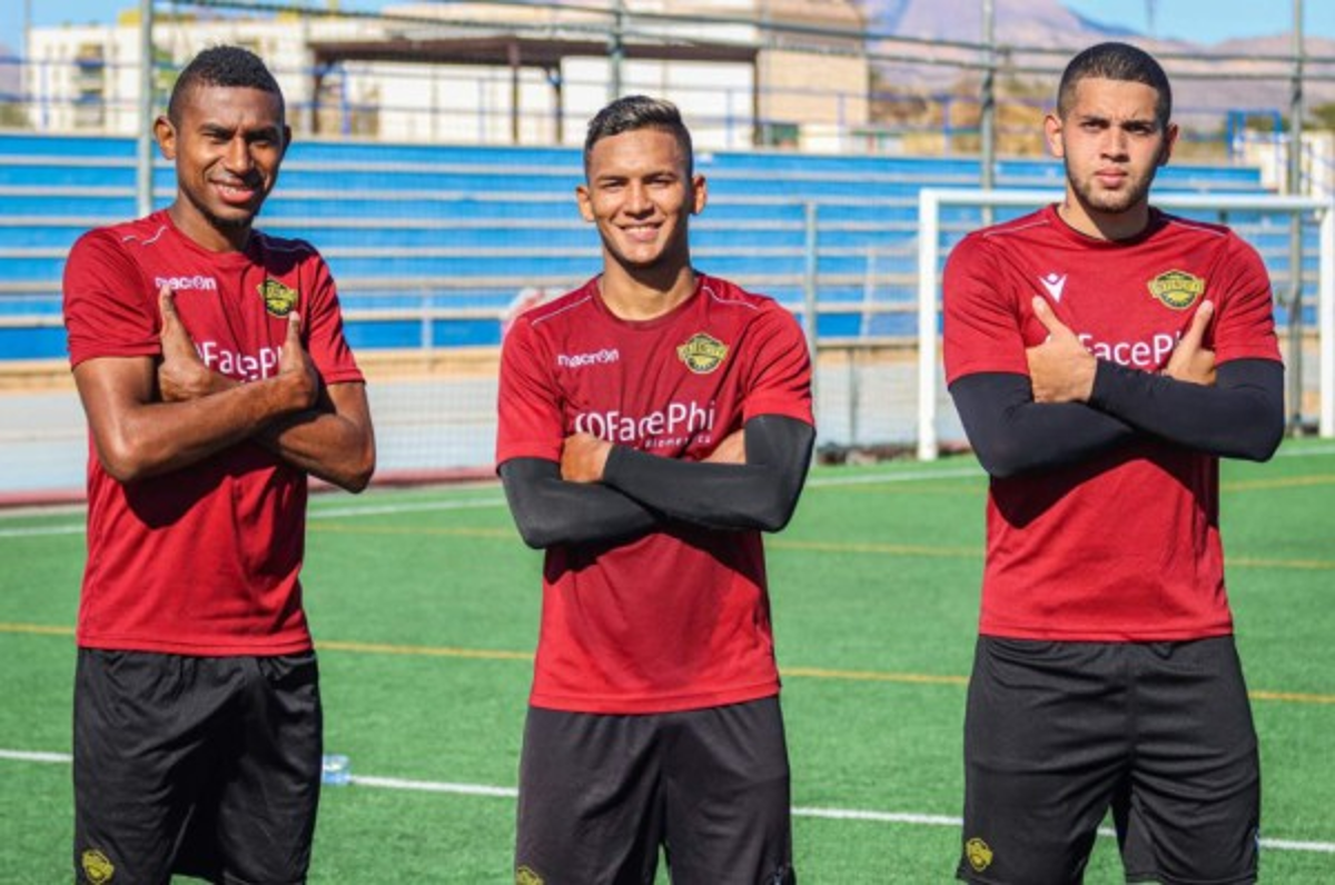 El exdelantero de Motagua, Josué Villafranca, fue presentado como nuevo jugador del Intercity