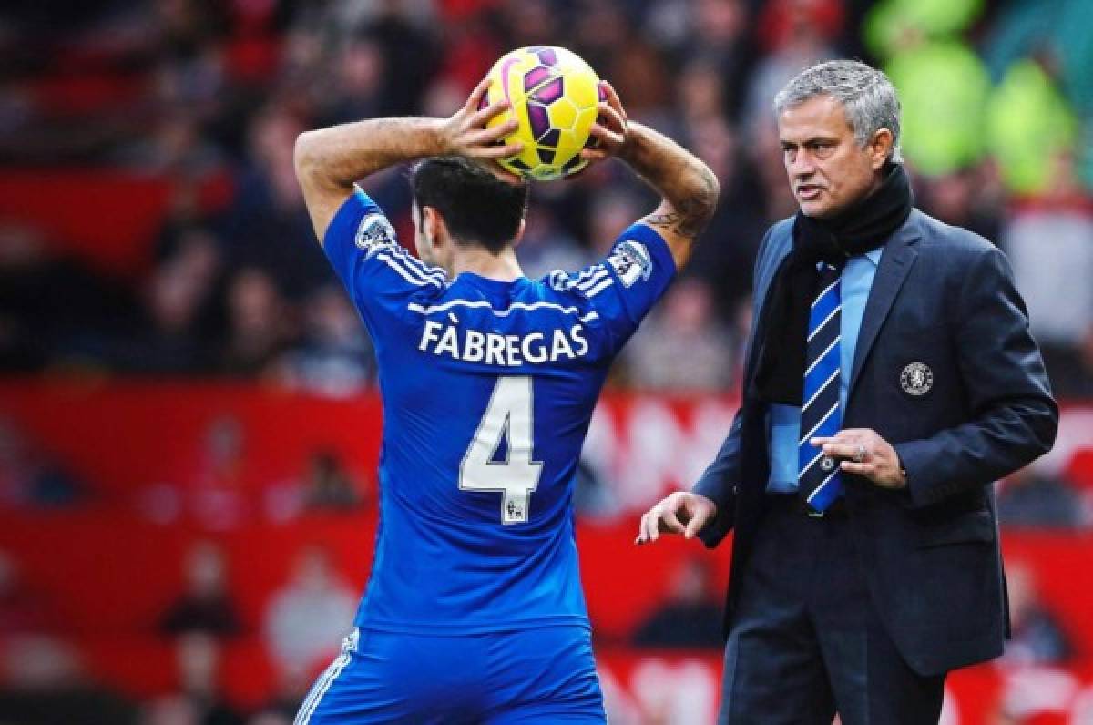 Fabregas califica a Mourinho como 'el entrenador perfecto para grandes jugadores'