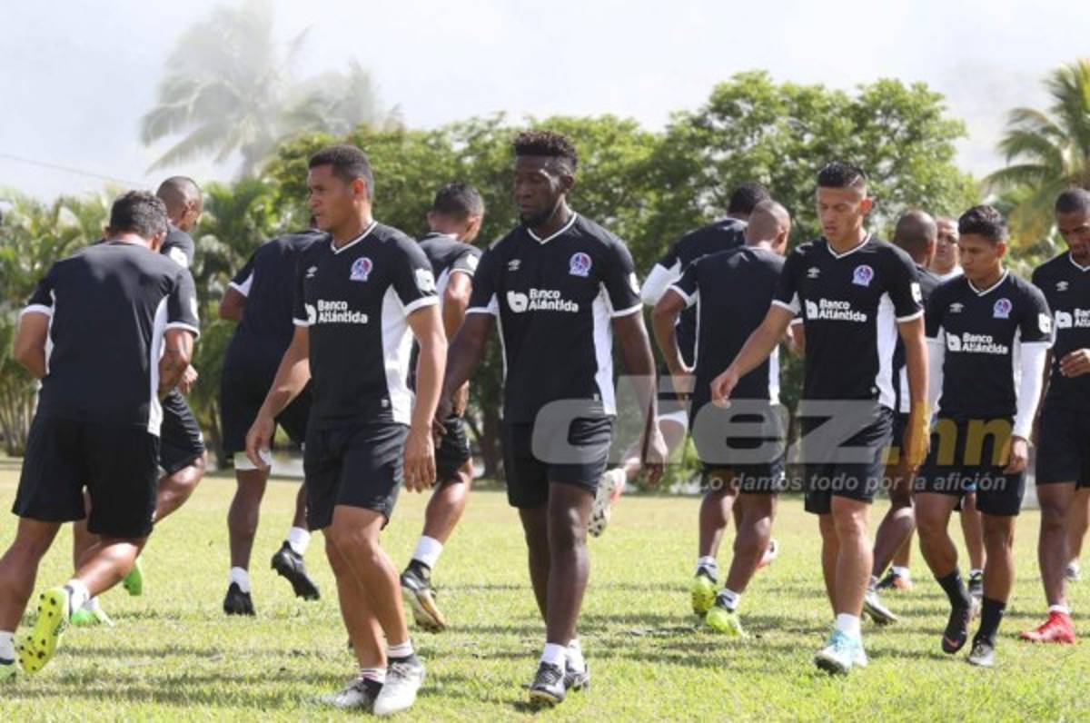 Mercado: Olimpia y Motagua fichan jugador, Amado presentado en Puerto Rico