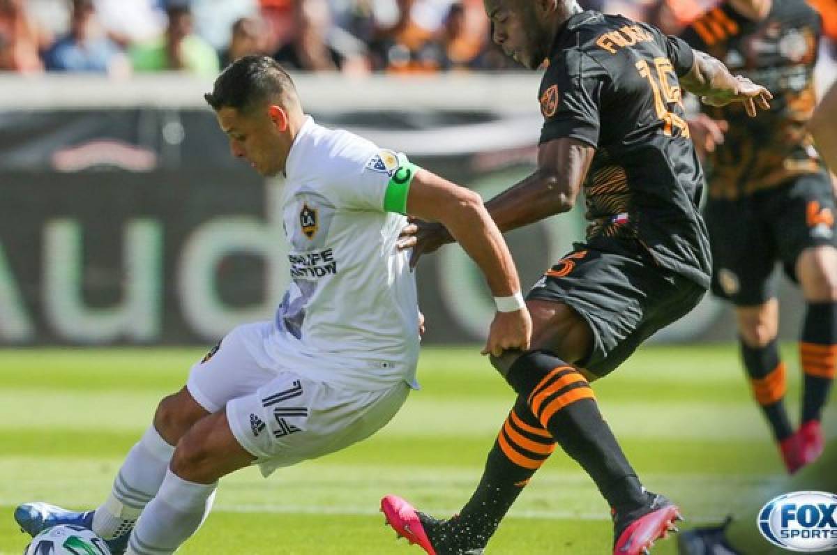 Duelo con Maynor Figueroa, capitán y el ritual: Así fue el incómodo debut de Chicharito Hernández en la MLS   