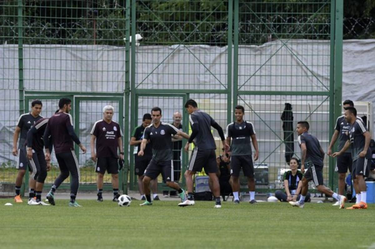Entre bromas, risas y charla, México regresa a los entrenos pensando en Brasil