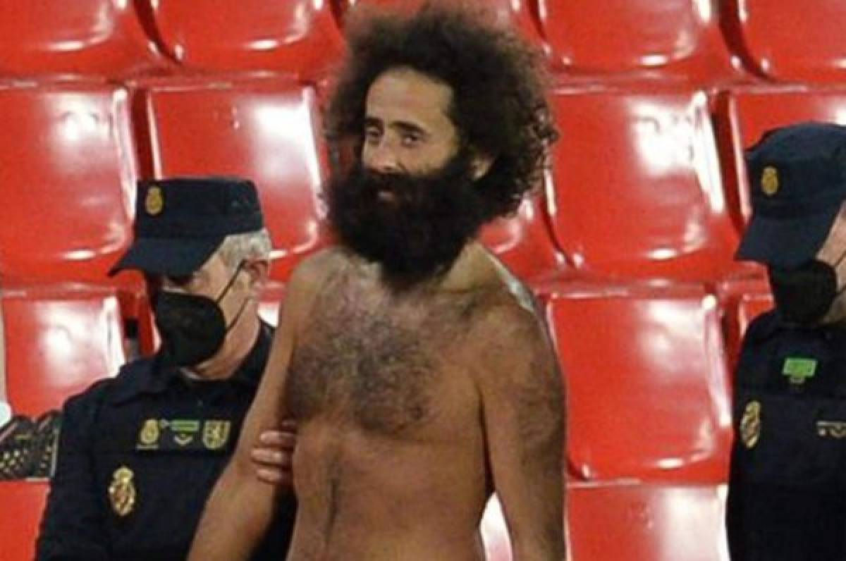 Olmo García, el empresario que apareció desnudo en el Granada-United: su gran negocio y así se escondió en el estadio