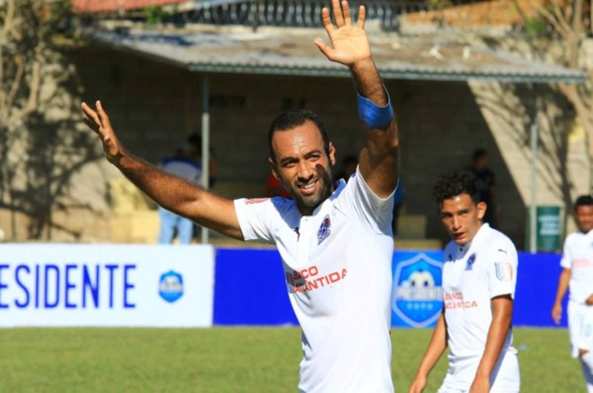 Fabio de Souza y Javier Estupiñán le dirían adiós al Olimpia