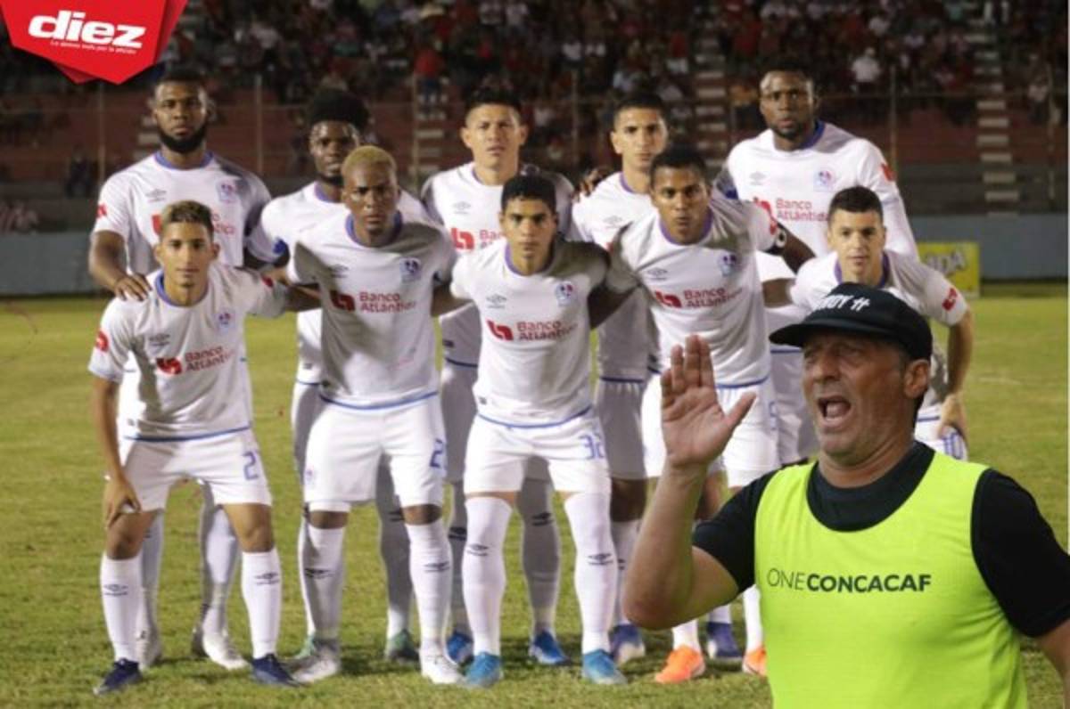 Pedro Troglio se deshace en elogios para Deiby Flores: 'Para mí no tiene techo'