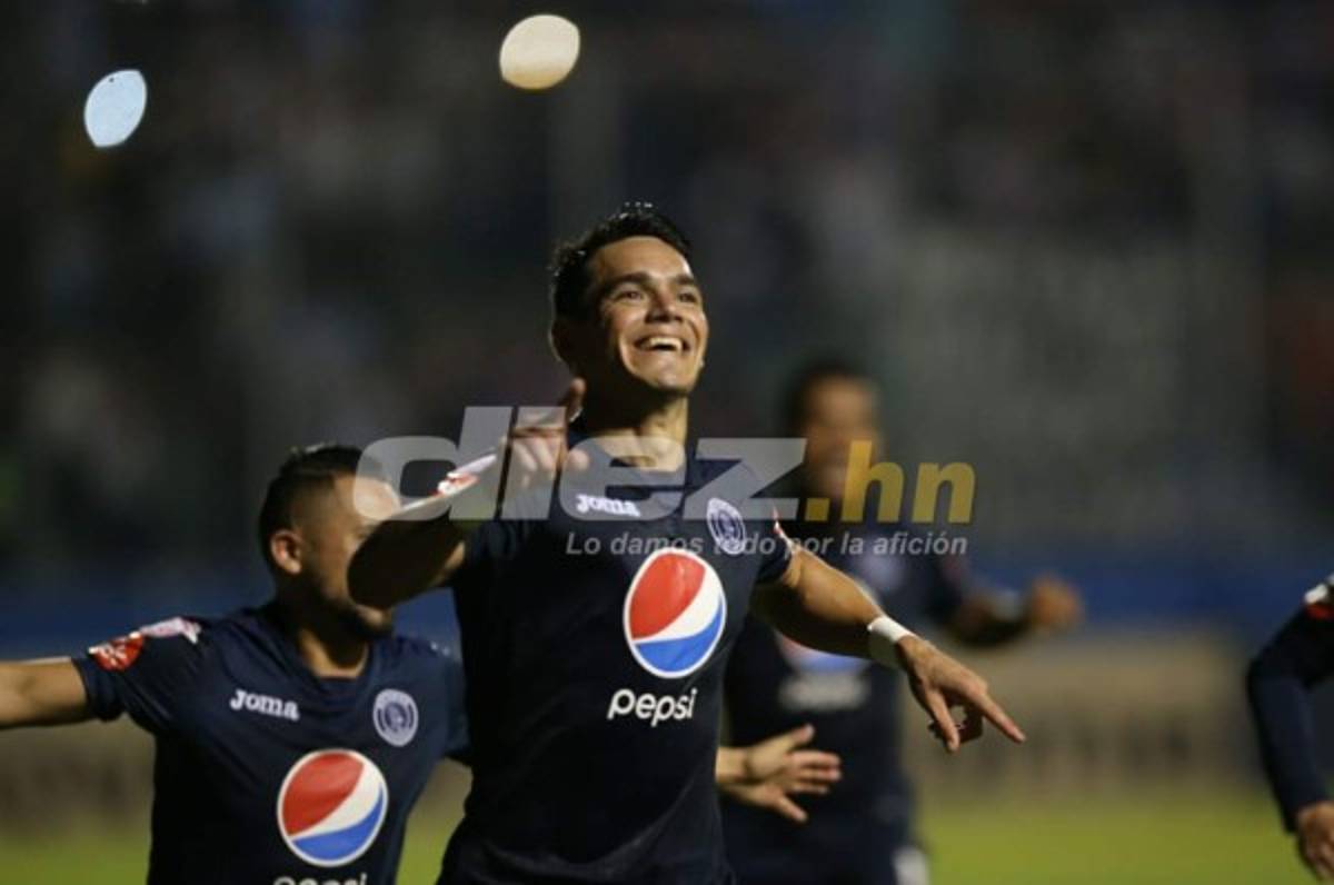 NO SE VIO EN TV: El eufórico festejo de Rubilio y el drama de Castellanos