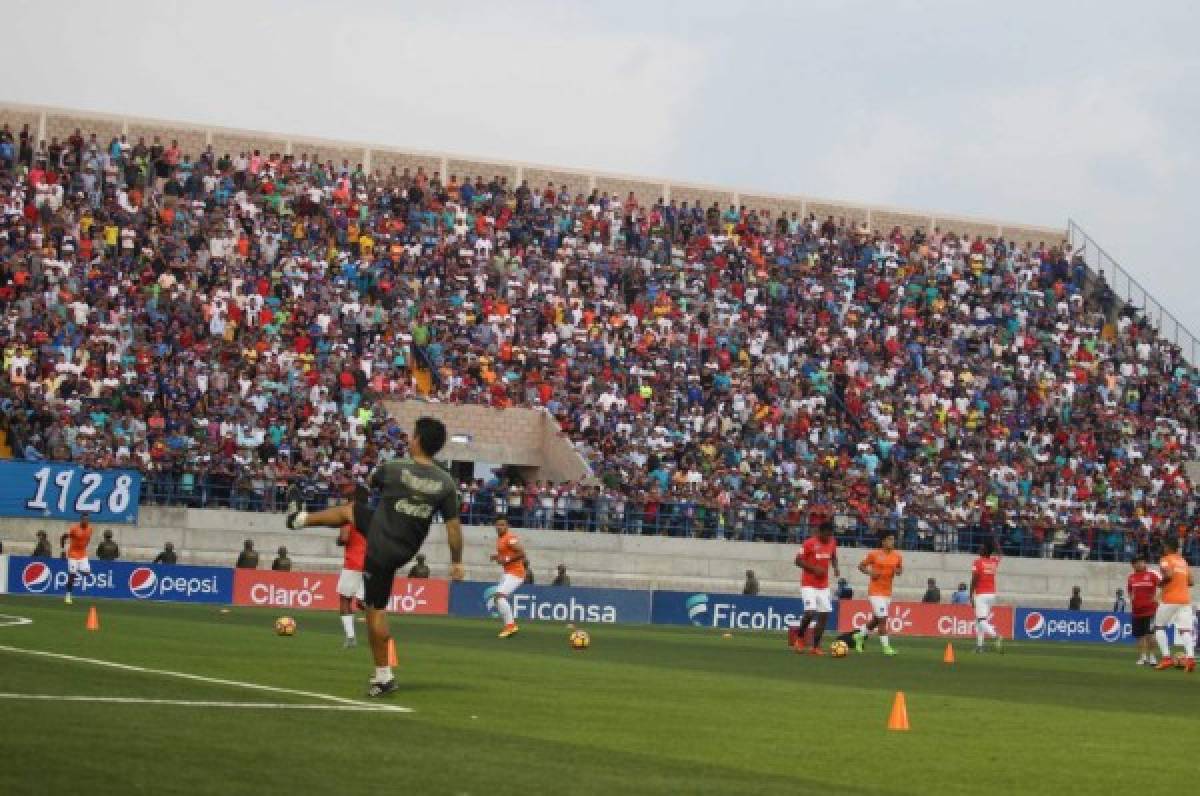 Llenazo: En dos horas se agota la boletería para el UPNFM-Olimpia en Choluteca