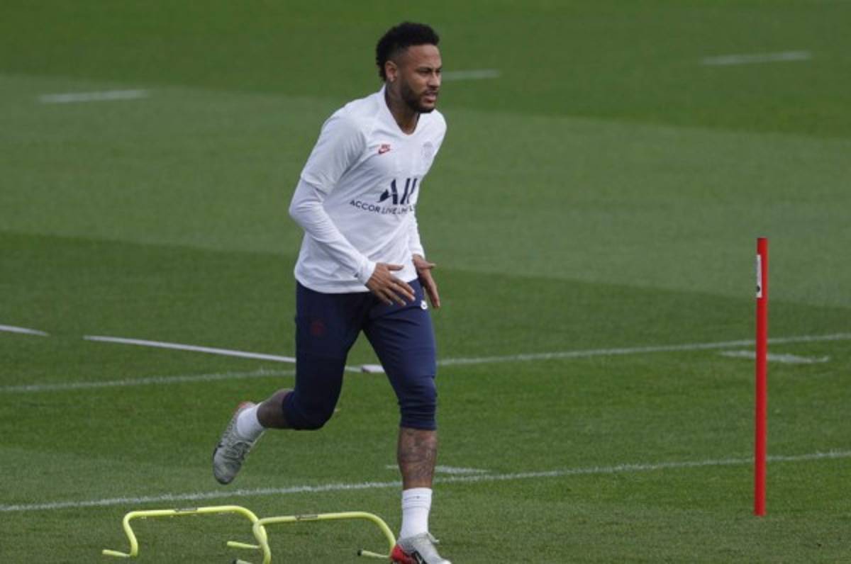 Reducen la suspensión de Neymar y podrá regresar en Champions League contra Brujas