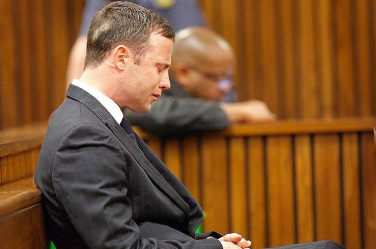 Oscar Pistorius resulta herido leve tras una pelea en prisión