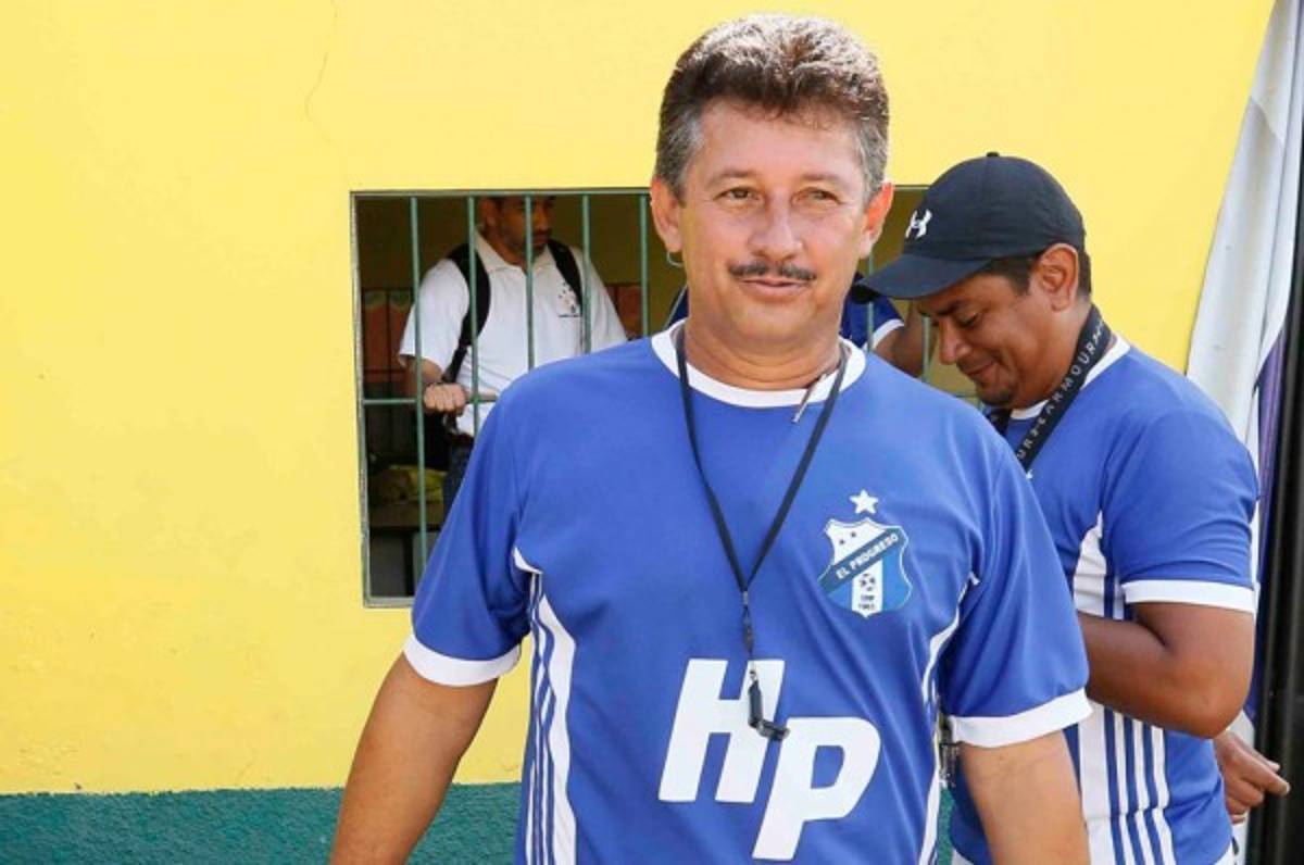 Mauro Reyes: 'Trabajo 24/7 para que este equipo juegue bien'