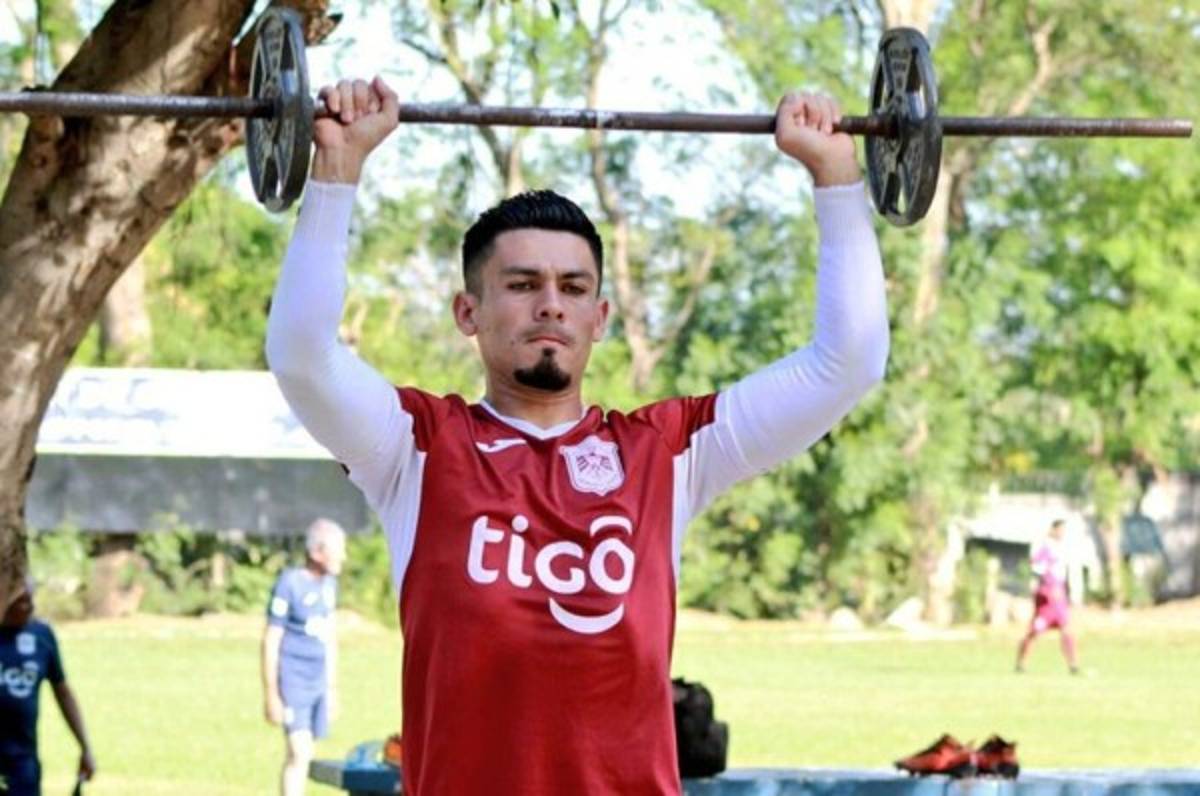 El salvadoreño David Rugamas decidió no fichar con Platense