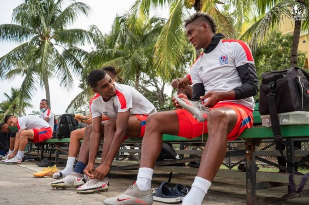 Olimpia afinó sus artillería en Miami antes de volar a México para enfrentarse al América