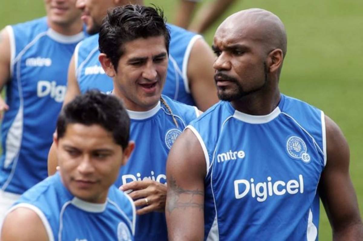 La historia de Christian Esnal: Huyó de El Salvador por amenazas, ahora es jardinero