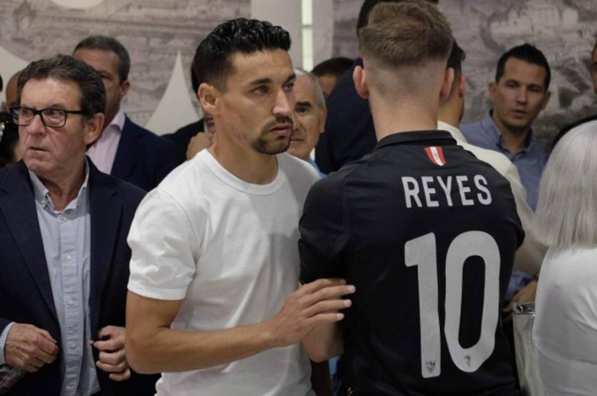 El último adiós: Llanto y dolor en el funeral de José Antonio 'La Perla' Reyes