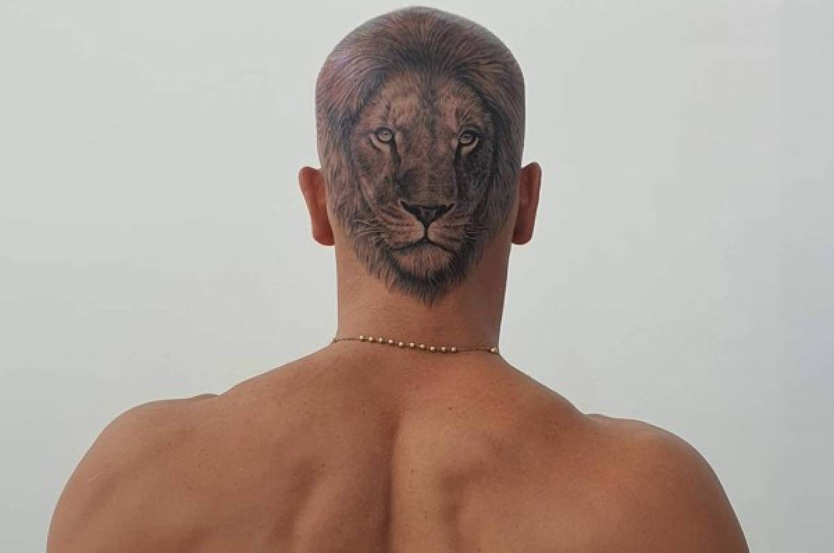 Futbolista de la Liga MX sorprende a la afición tras tatuarse la cabeza: ''No es una simple imagen''