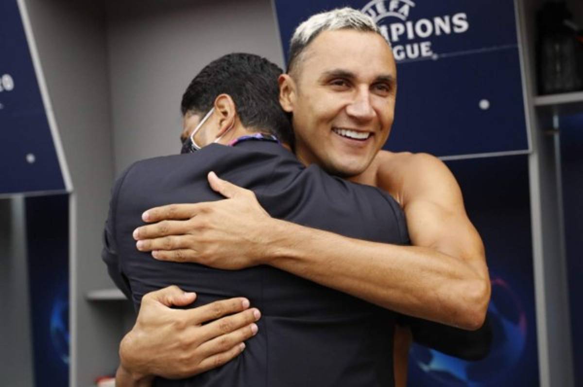 Nasser Al-Khelaïfi y su mensaje a Keylor Navas tras renovar con el PSG: 'Es el mejor e inspira una gran confianza en el equipo'