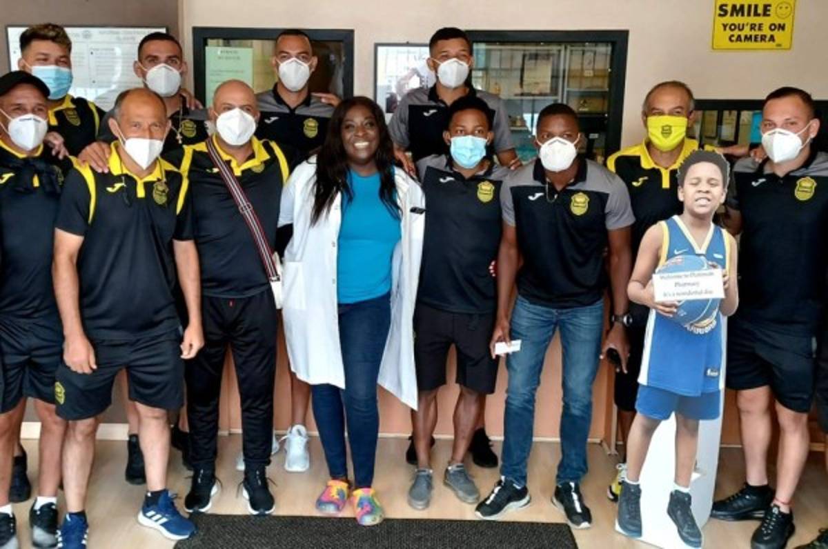 Real España aprovecha la gira por Estados Unidos para vacunar a todos sus futbolistas