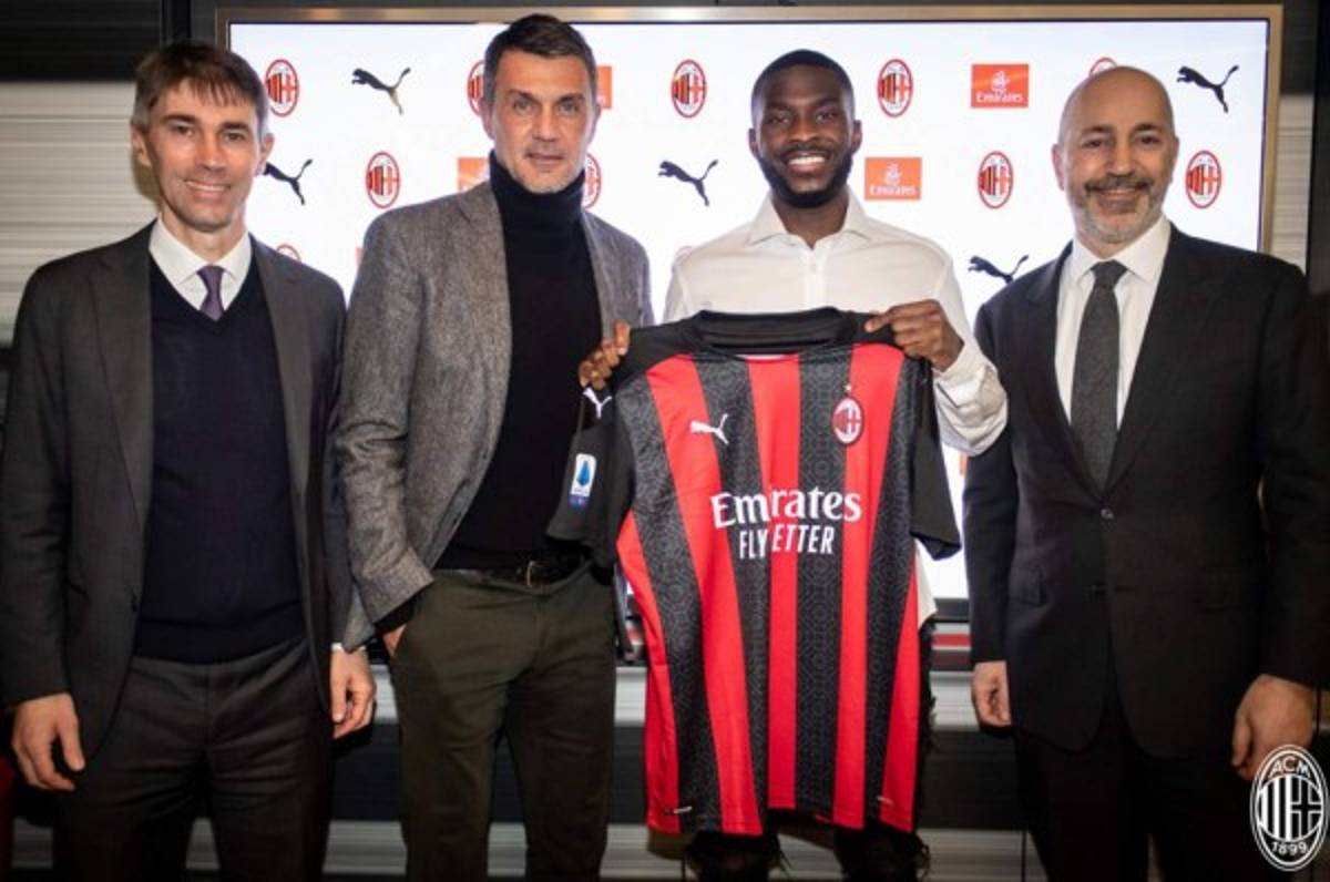 Fikayo Tomori revela la llamada de Maldini y los jugadores que lo motivaron para irse al AC Milan