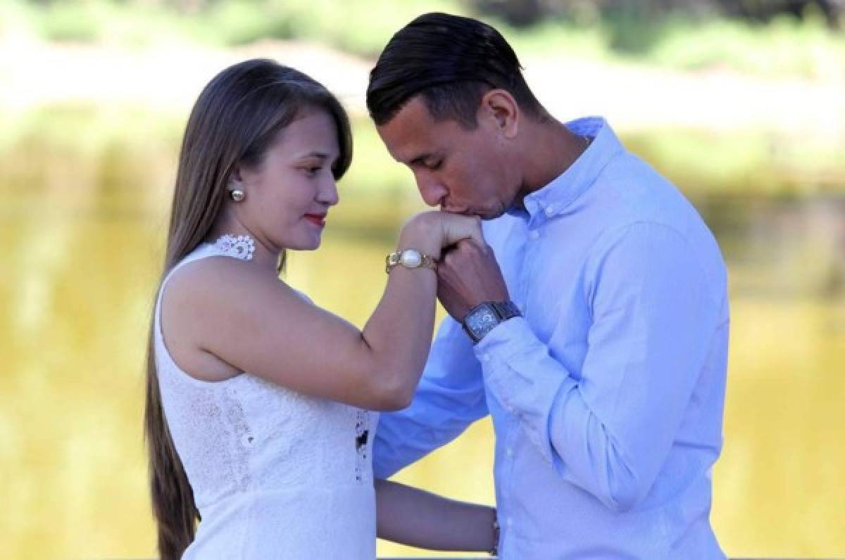 Jugador de Real España flechado por una hermosa 'rubia': Las parejas más estables en el fútbol hondureño