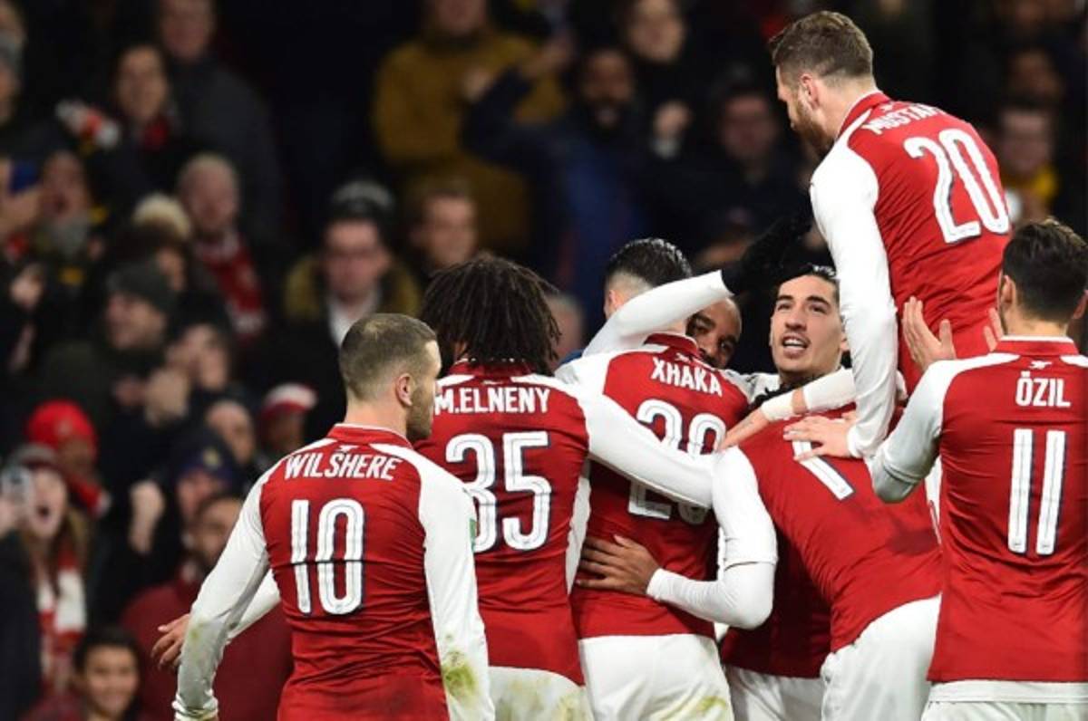 Arsenal derrota al Chelsea y disputará la final de la Copa de la Liga ante el City