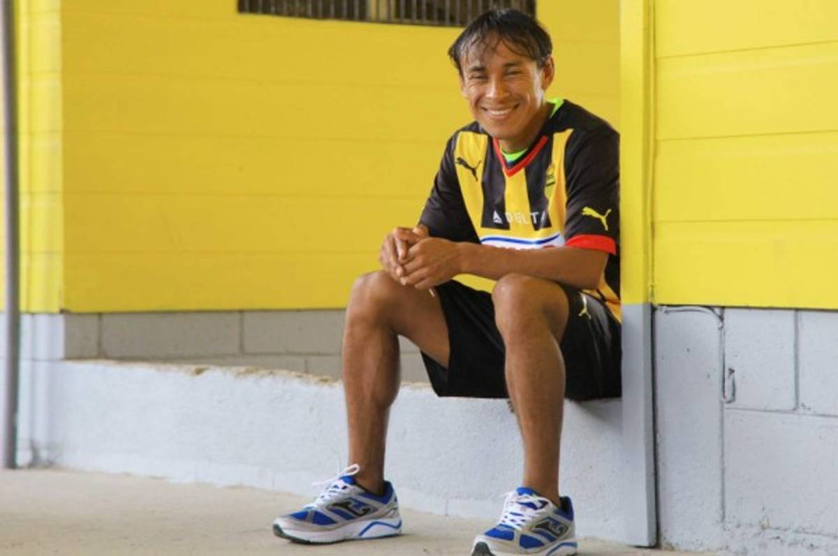 RUMORES Y FICHAJES: Real España busca delanteros