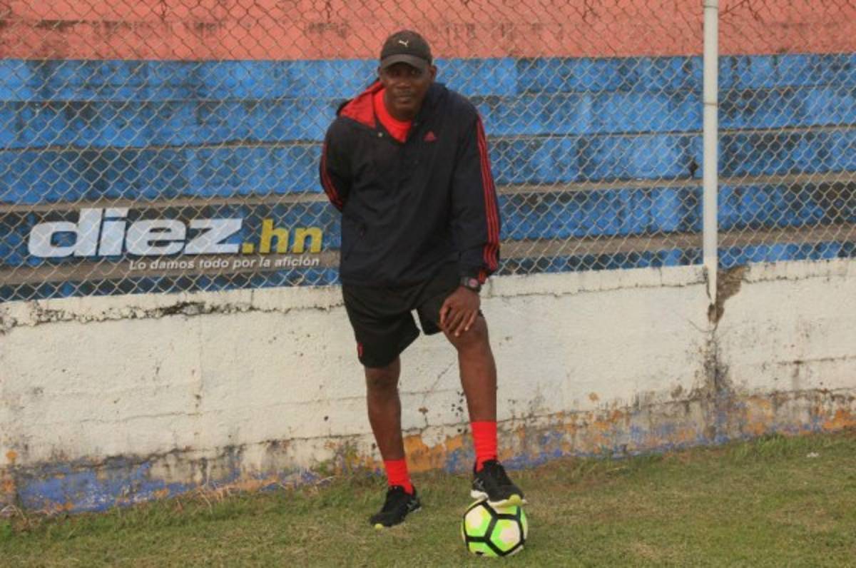 Raúl Sambulá: 'Veo al Vida entre los primeros cuatro lugares'