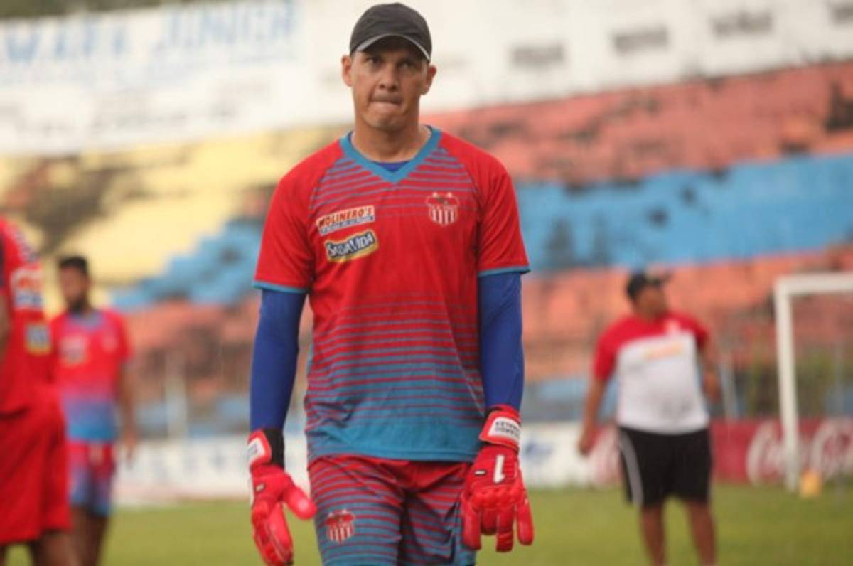 Ricardo Canales: 'Siempre es motivante jugar ante Olimpia'