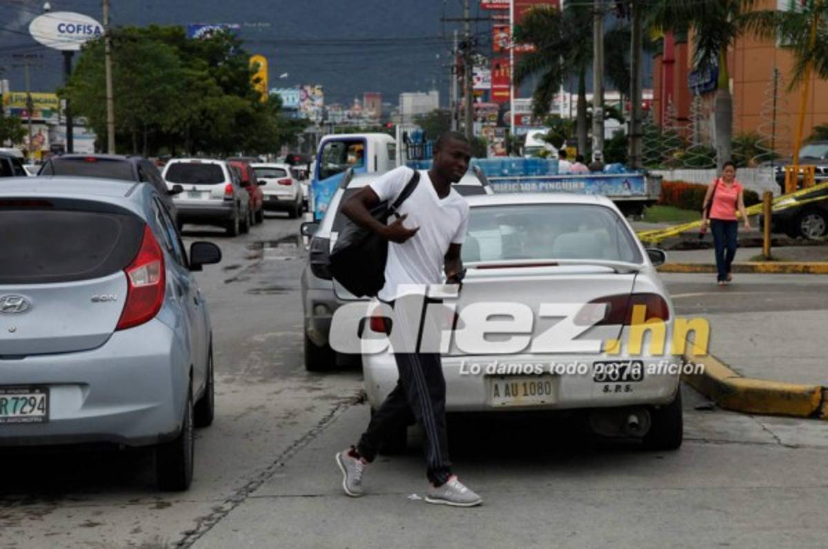 FOTOS: Así es la vida de Roby Norales, el goleador del Platense