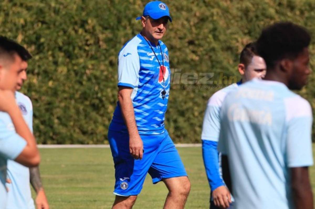 Diego Vázquez: 'Hablamos de nosotros, no de los rivales'