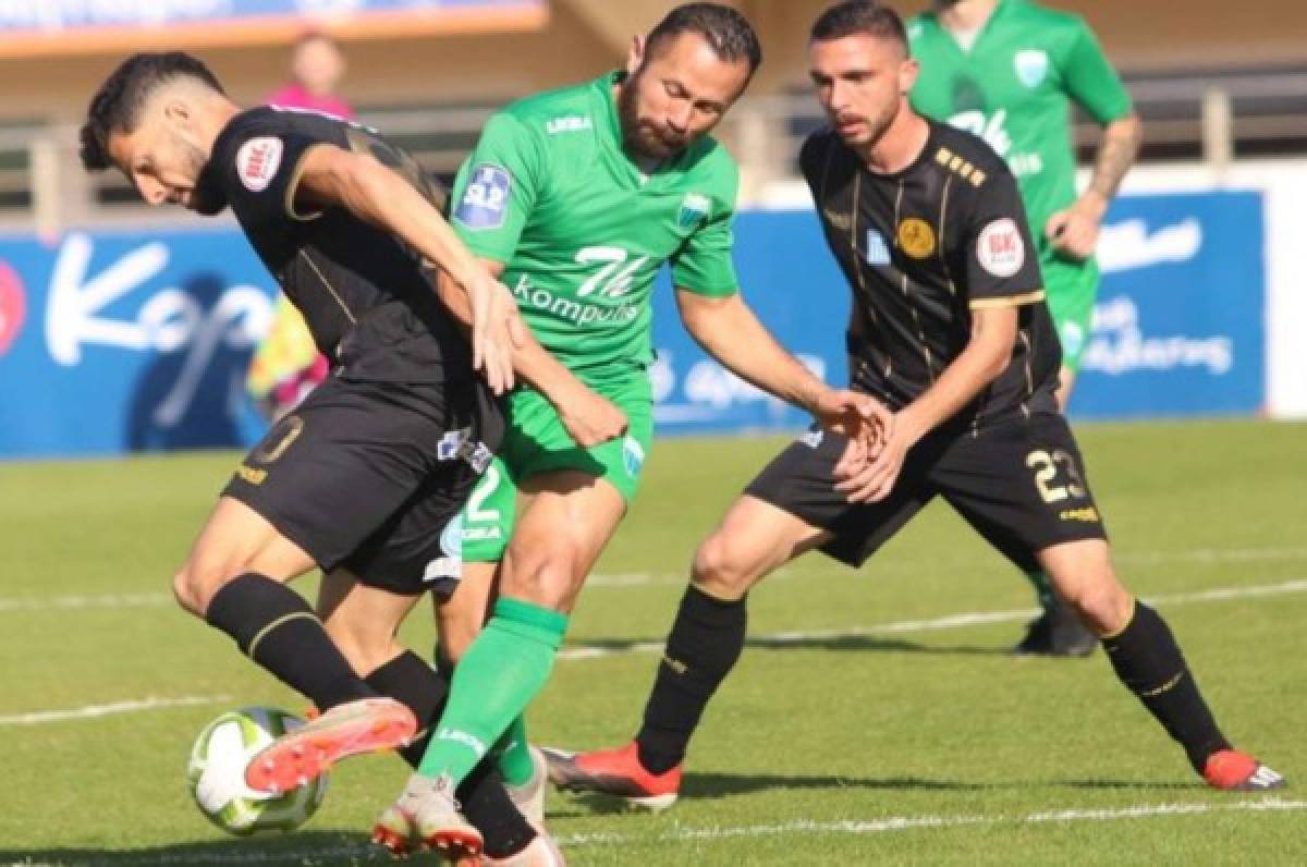 Alfredo Mejía cae con el Levadiakos FC ante Panachaiki, pero siguen en puestos de ascenso en Grecia
