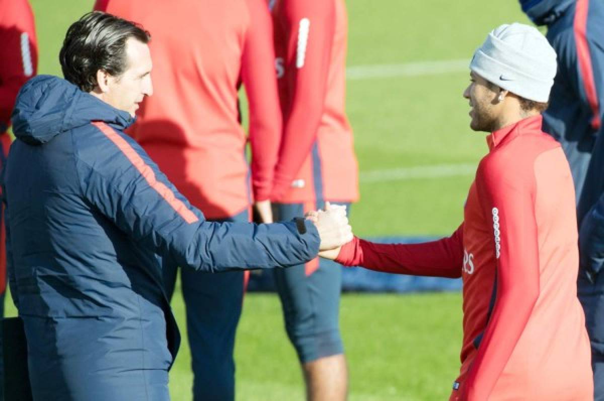 Neymar se queda en el PSG, anuncia el entrenador Unai Emery