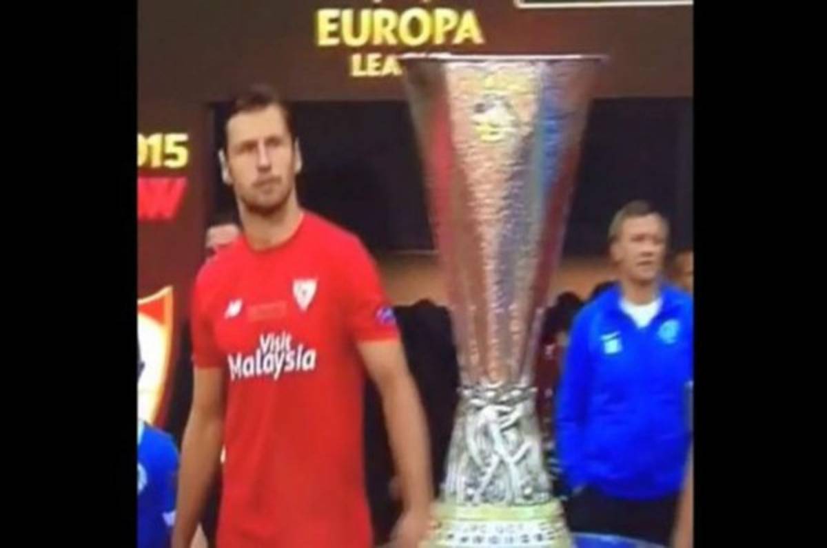 Grzegorz Krychowiak, el único en romper 'la maldición' de tocar la Copa