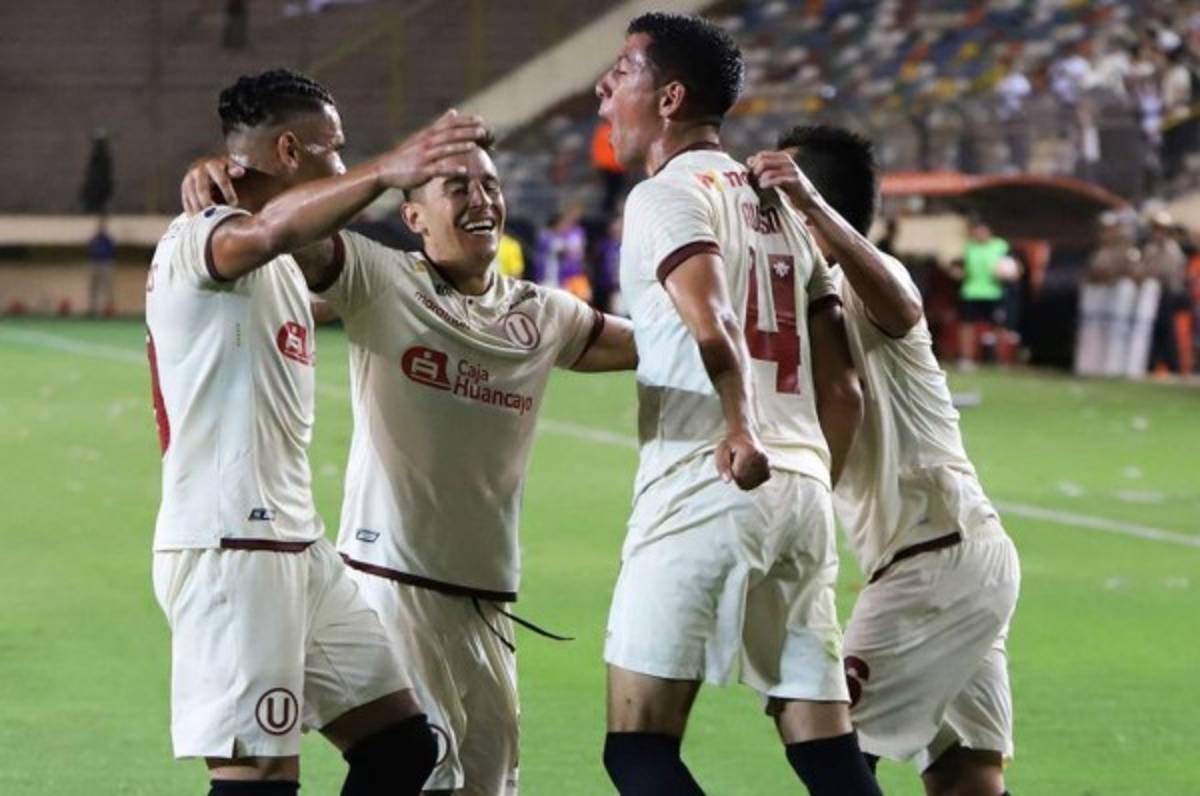 Gremio de futbolistas de Perú denuncia amenazas a jugadores para reducir sueldo