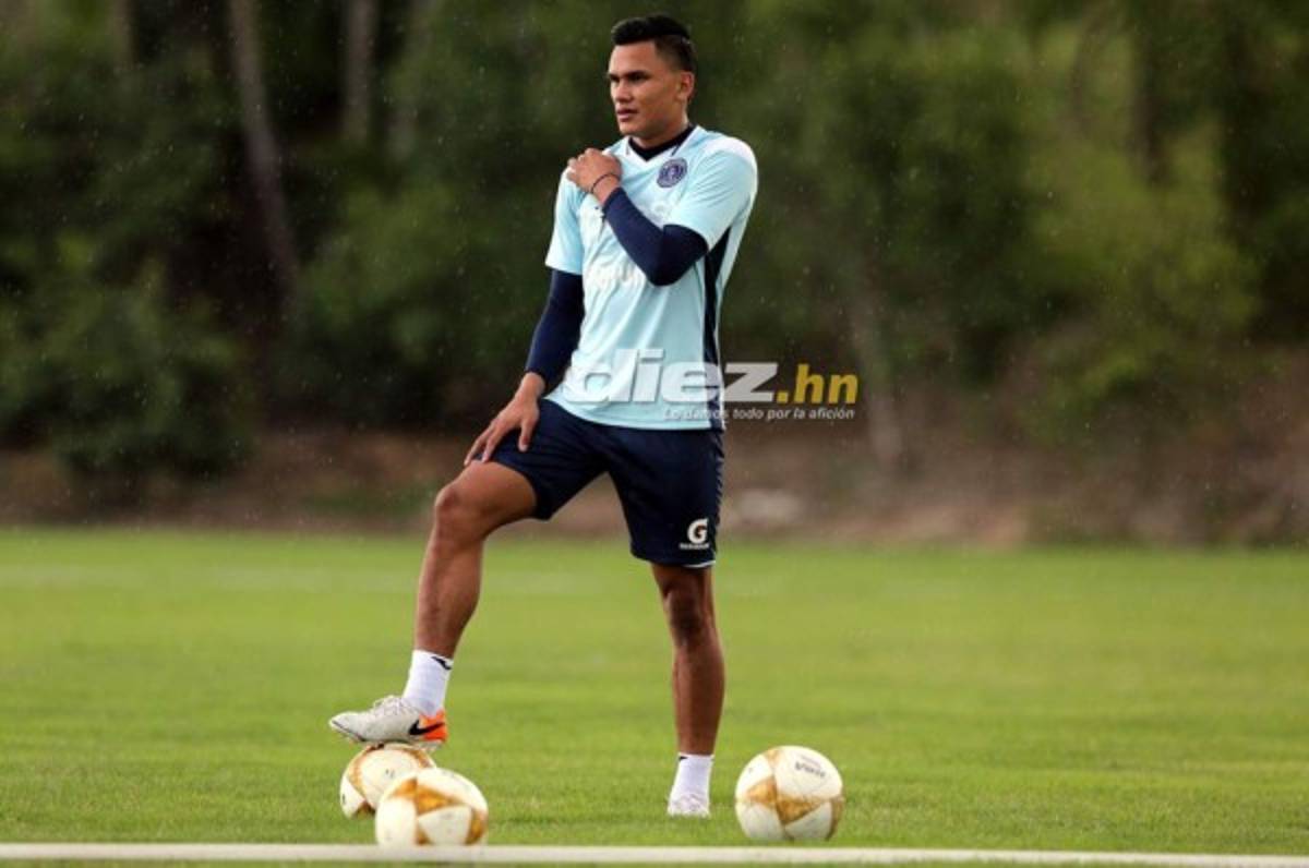 Torrencial aguacero: La lluvia inunda la sede de Motagua y retrasa su entrenamiento