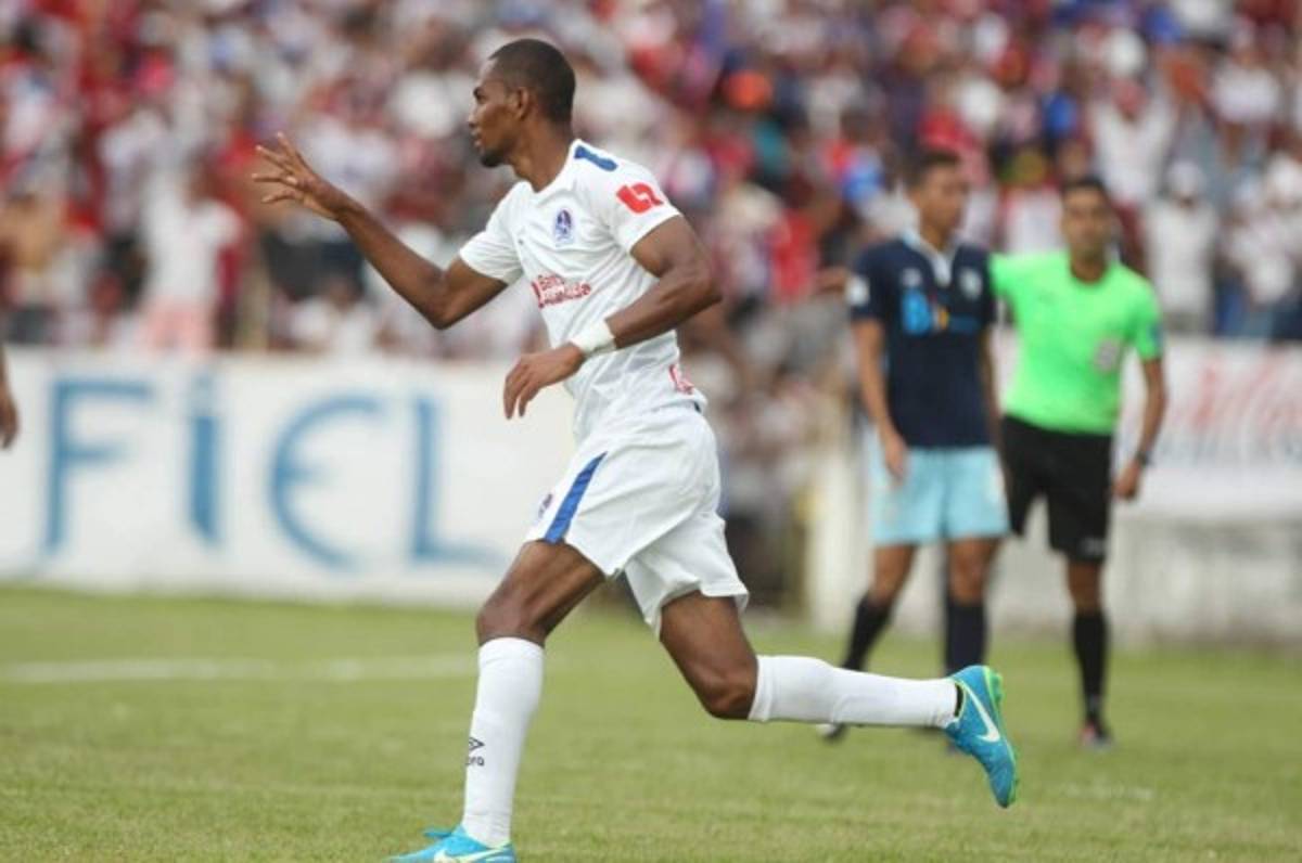 Jerry Bengtson: 'Hicimos un gran partido y gracias a Dios se pudo ganar'