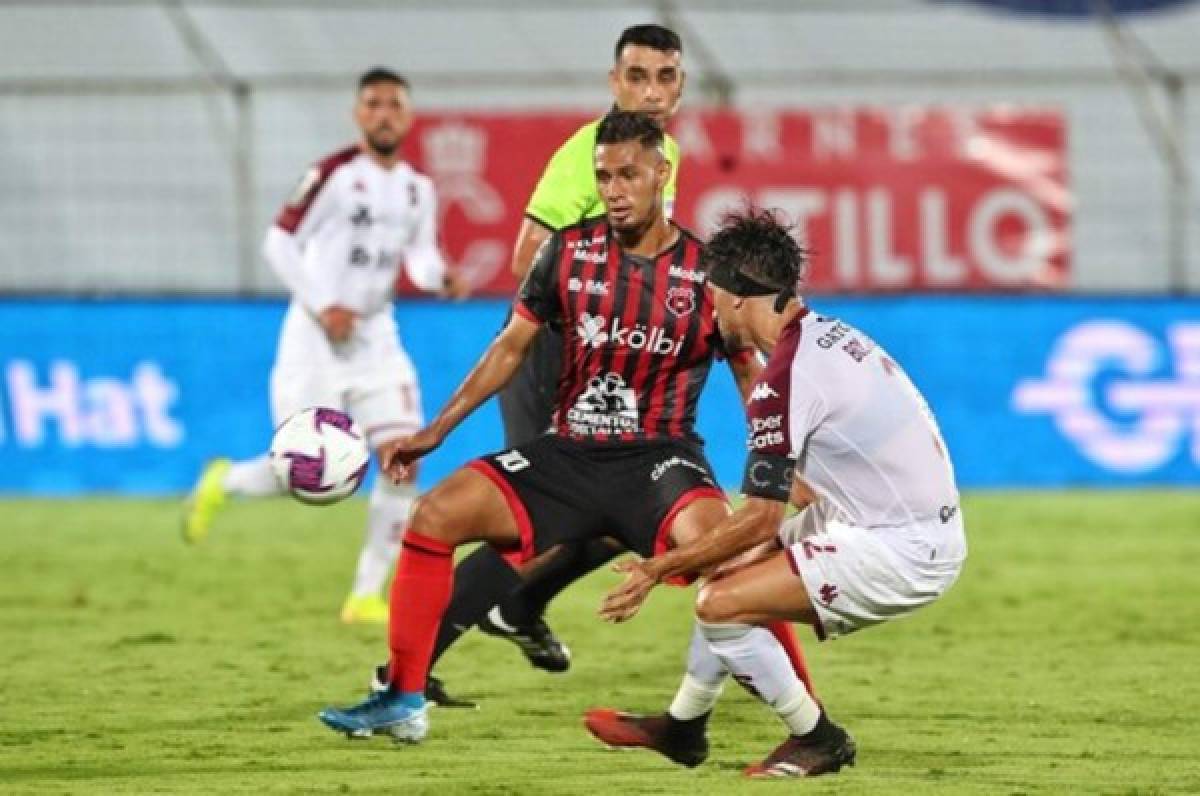 Medio en Costa Rica cuestiona bajo rendimiento del hondureño Alex López en partidos importantes
