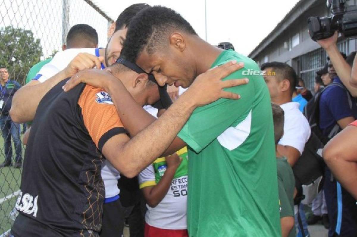 'Choco' Lozano: 'Dios está escuchando tu oración, así como Dios ha obrado en nuestras vidas, también lo hará en la tuya”