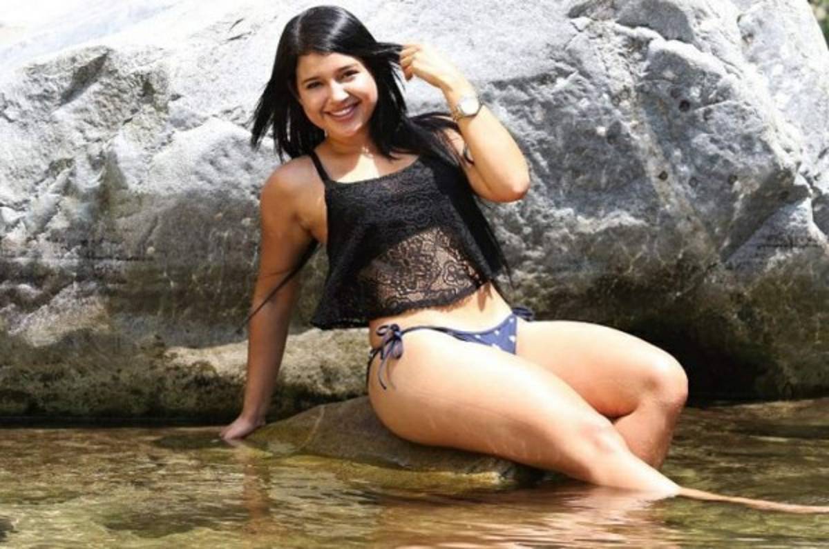 ¡CANDENTE! Así le da la bienvenida al verano la bella modelo Jeimy González