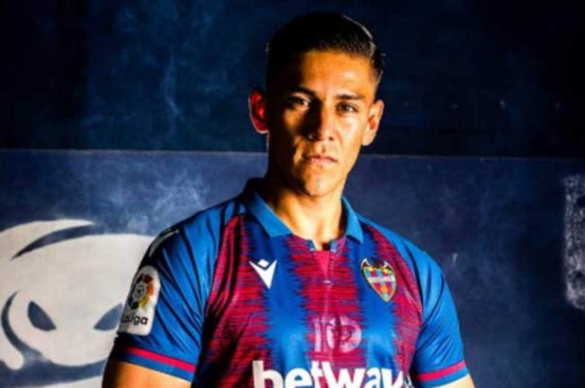 Oficial: Levante ficha al costarricense Óscar Duarte que dejó al Espanyol
