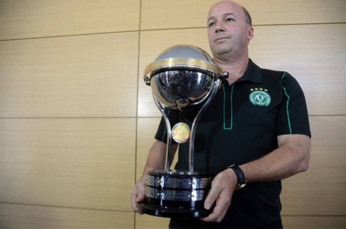 ¡Detallazo! Independiente de Santa Fe le regala a Chapecoense su Copa Sudamericana