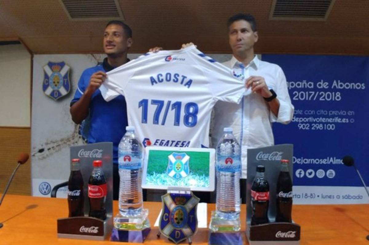 Bryan Acosta: ''Mi intención es conseguir el ascenso a primera con Tenerife''