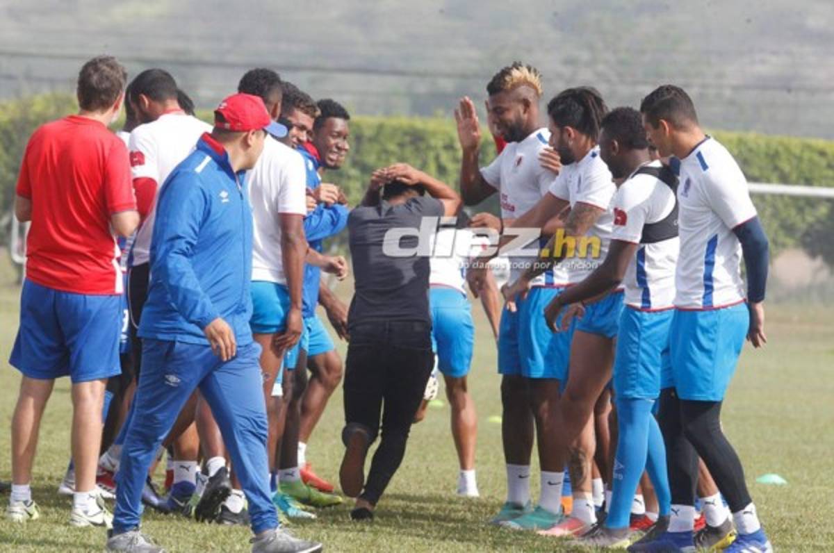 FOTOS: Así fue la despedida de Michaell Chirinos en Olimpia tras saber que va a la MLS