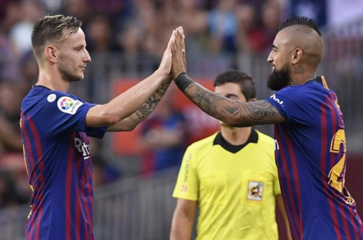 Tuttosport: Inter de Milán le quiere robar a Rakitic y Vidal al Barcelona