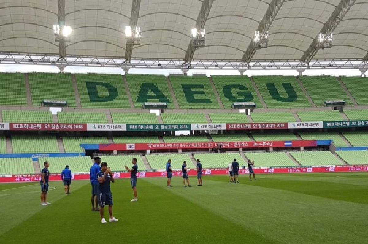 La selección de Honduras reconoció la cancha del Daegu Stadium en Corea del Sur
